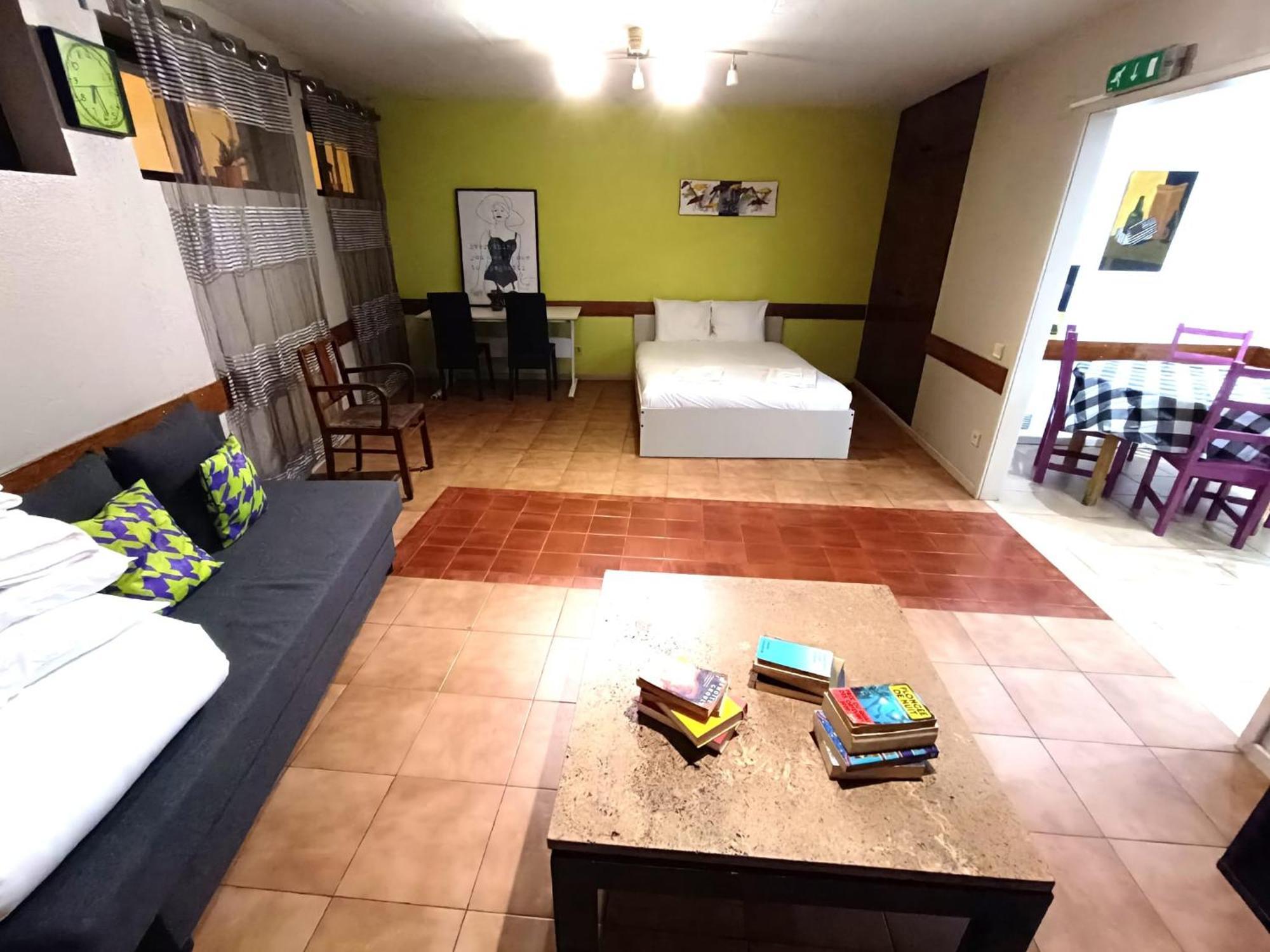 Spacious Economic Center Porto Flat Ngoại thất bức ảnh